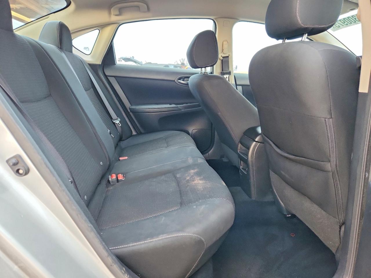 2019 NISSAN SENTRA S photo 10