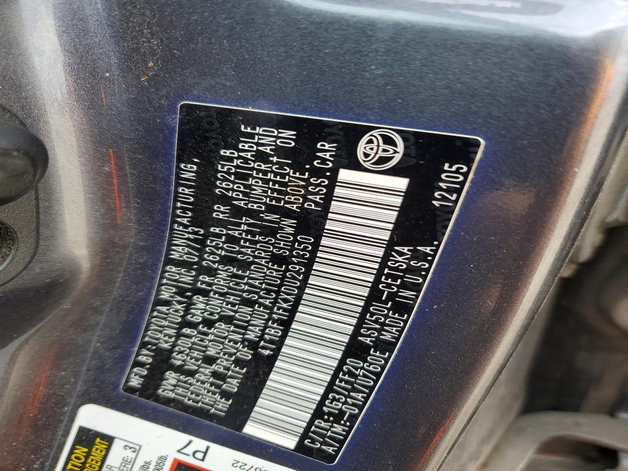 2013 TOYOTA CAMRY SE photo 23