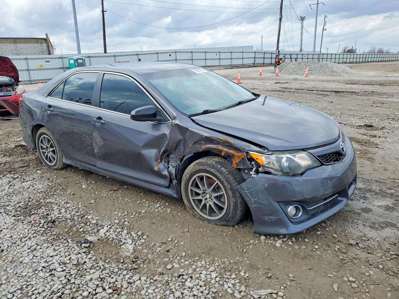 2013 TOYOTA CAMRY SE photo 7