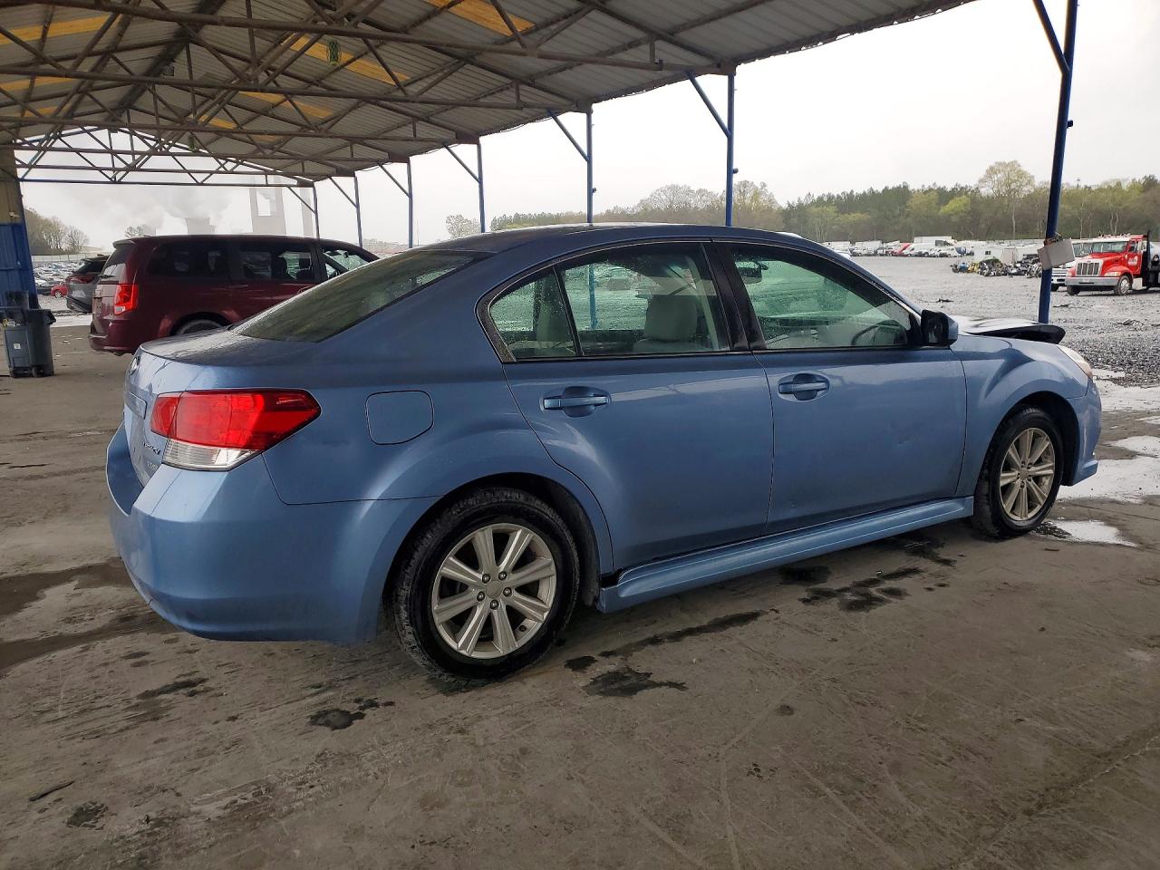 2010 SUBARU LEGACY 2.5I PREMIUM photo 5