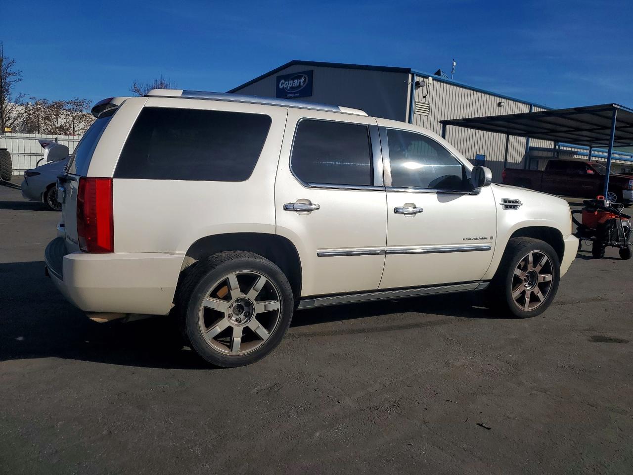2008 CADILLAC ESCALADE LUXURY photo 7