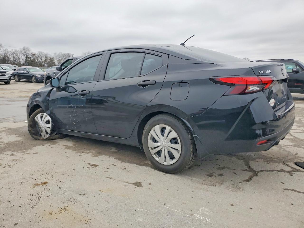 2025 NISSAN VERSA S photo 3