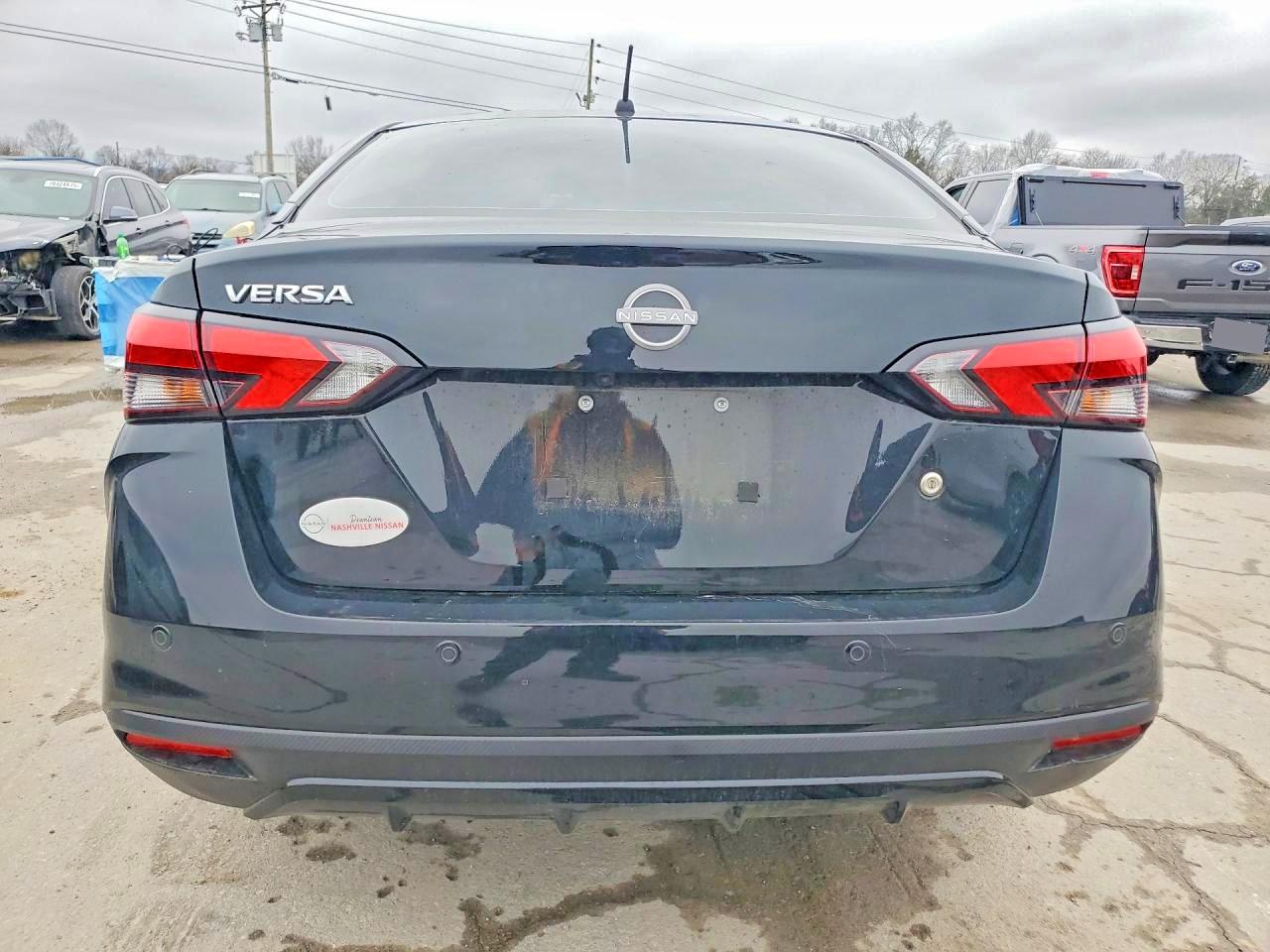 2025 NISSAN VERSA S photo 11