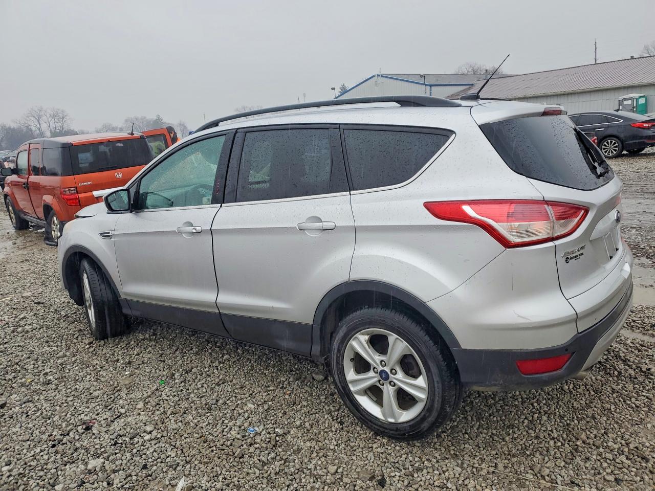 2014 FORD ESCAPE SE photo 2