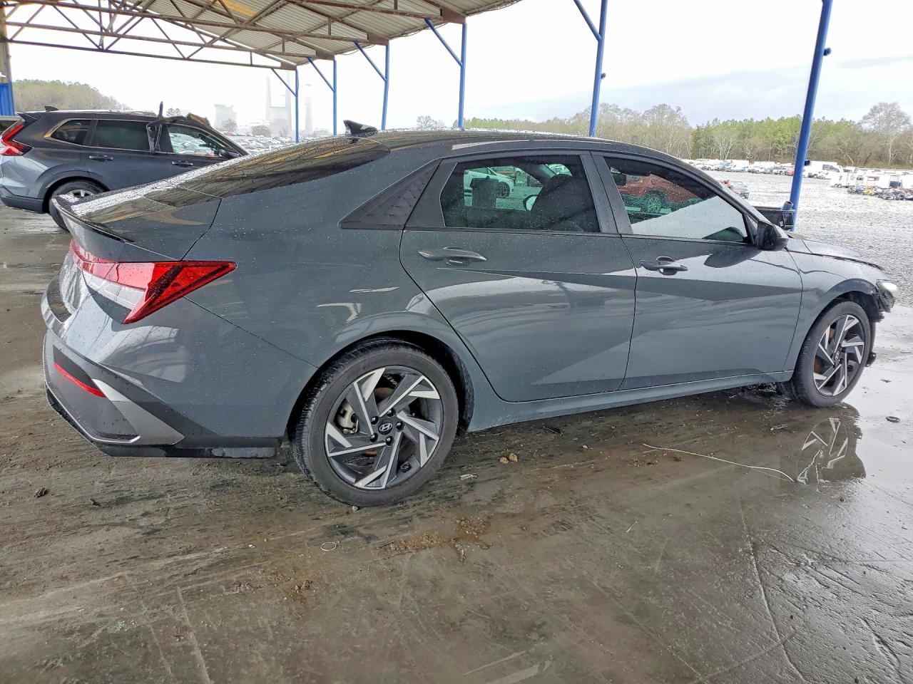 2025 HYUNDAI ELANTRA SEL SPORT photo 3