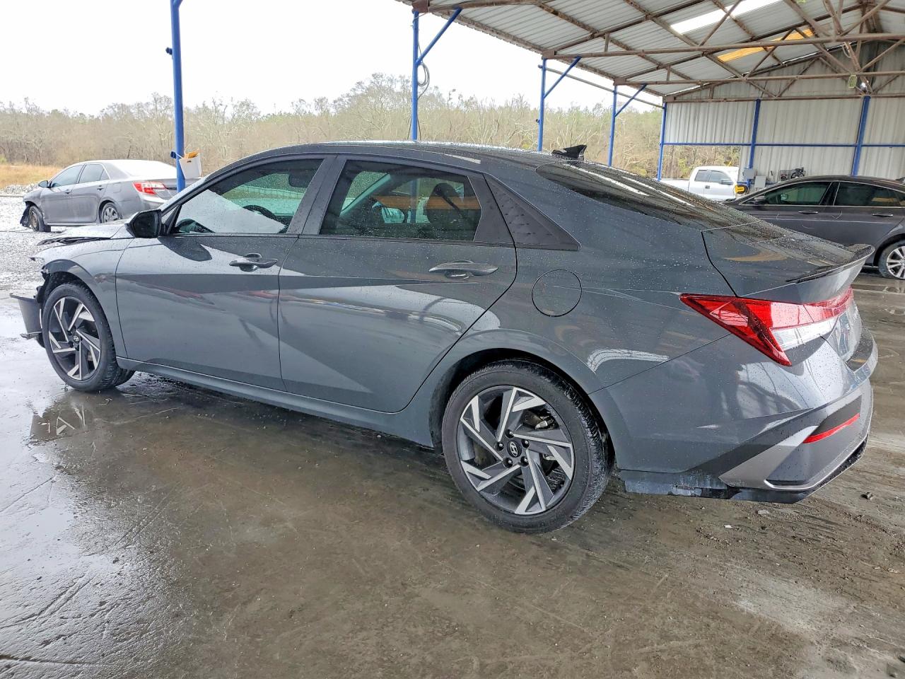 2025 HYUNDAI ELANTRA SEL SPORT photo 2