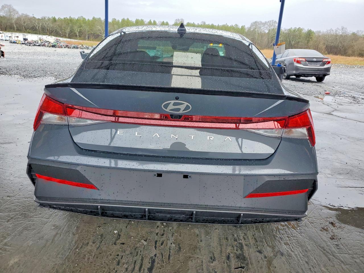 2025 HYUNDAI ELANTRA SEL SPORT photo 6