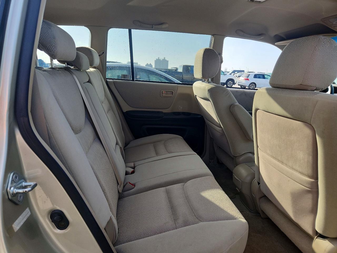2003 TOYOTA HIGHLANDER BASE photo 21