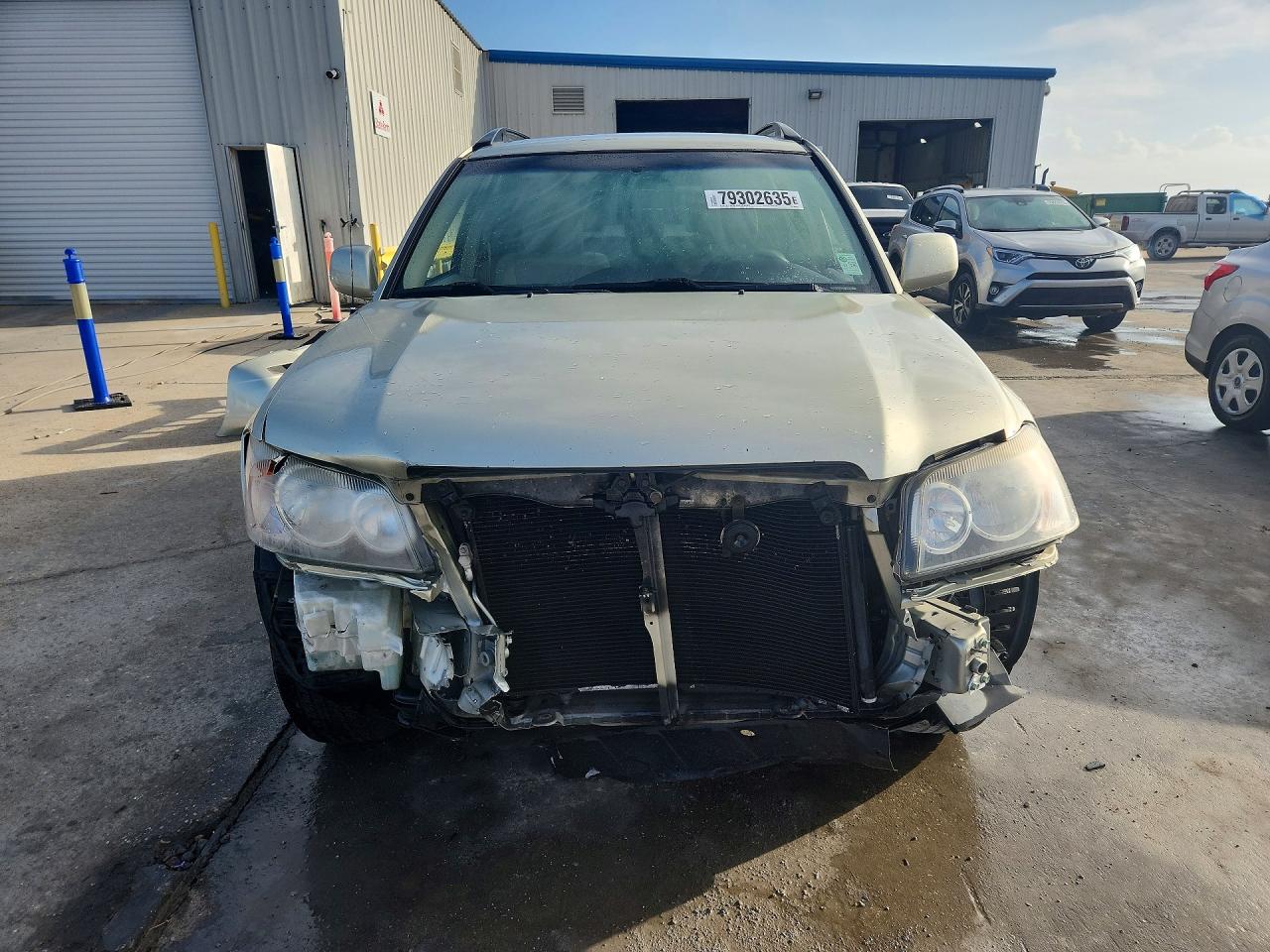 2003 TOYOTA HIGHLANDER BASE photo 9