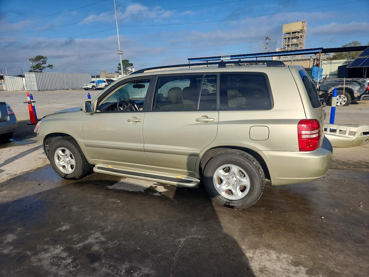 2003 TOYOTA HIGHLANDER BASE photo 3