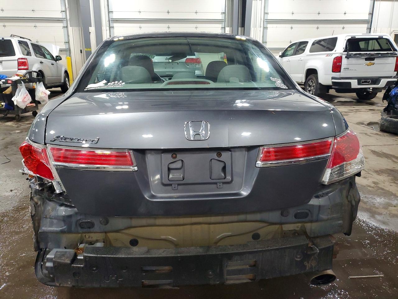 2012 HONDA ACCORD LX photo 6