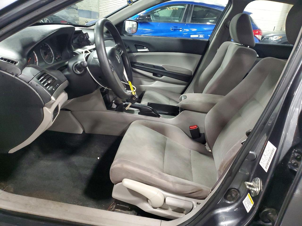 2012 HONDA ACCORD LX photo 7