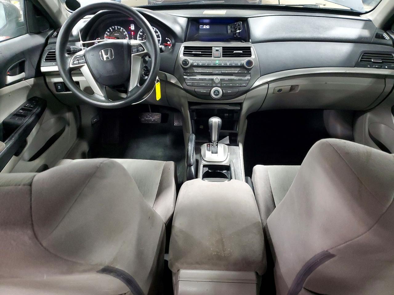 2012 HONDA ACCORD LX photo 8