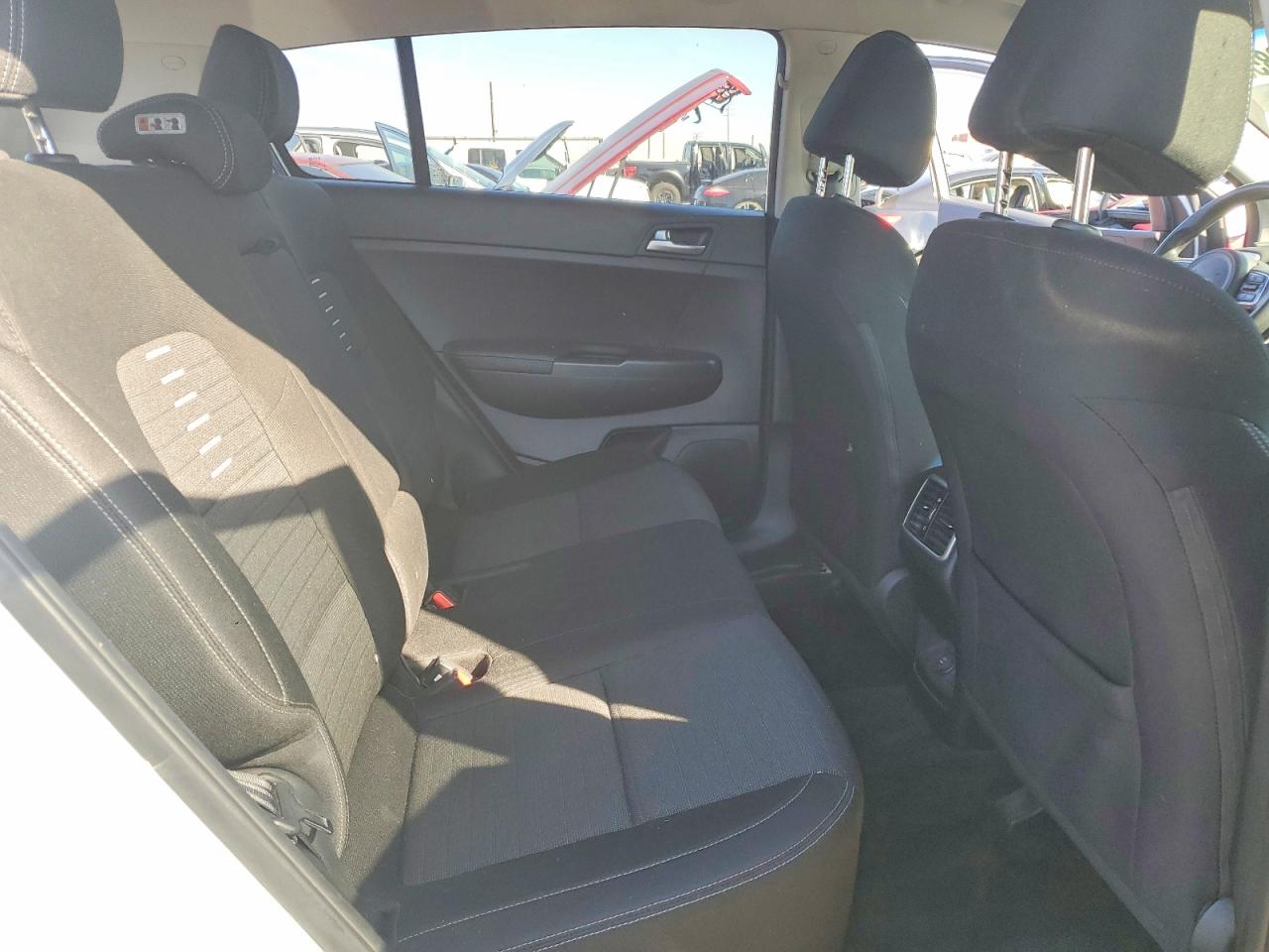 2017 KIA SPORTAGE LX photo 10