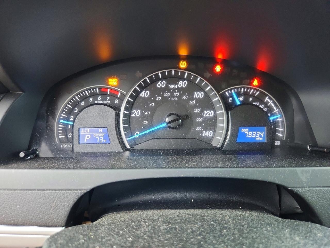 2013 TOYOTA CAMRY LE photo 9