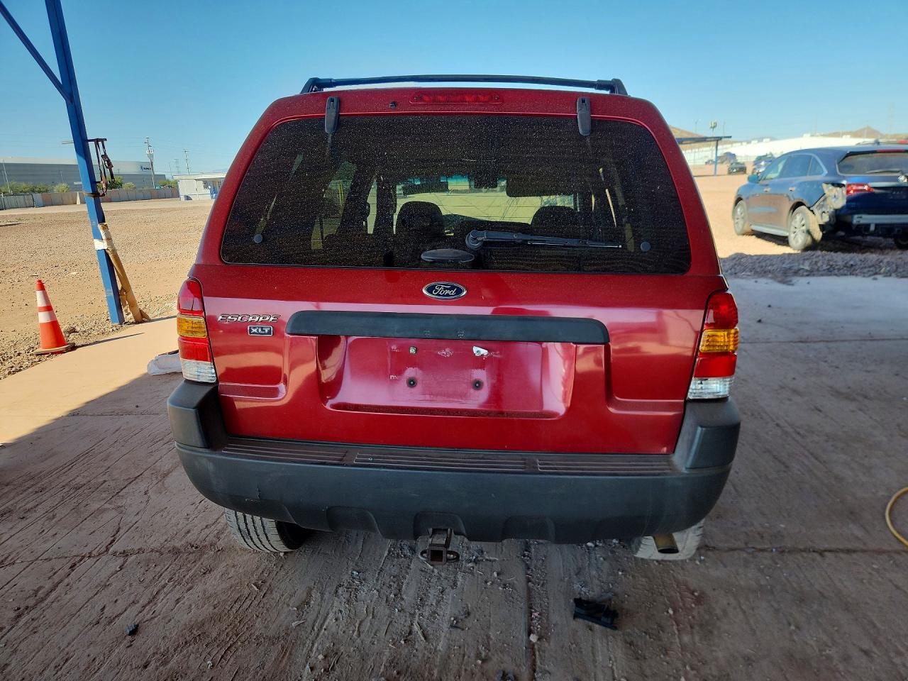2004 FORD ESCAPE XLT photo 16
