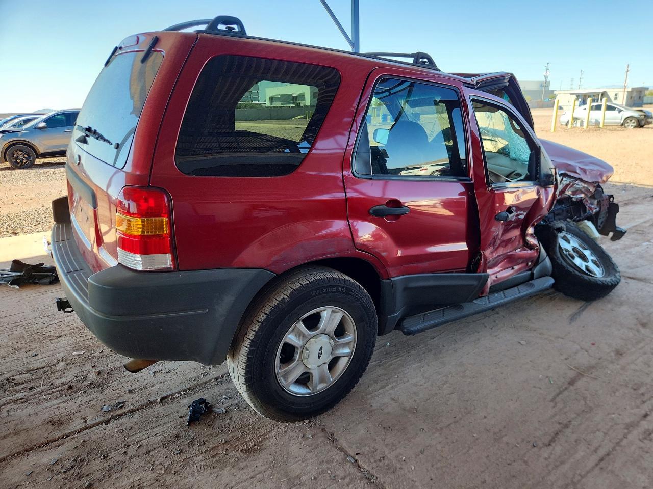 2004 FORD ESCAPE XLT photo 7