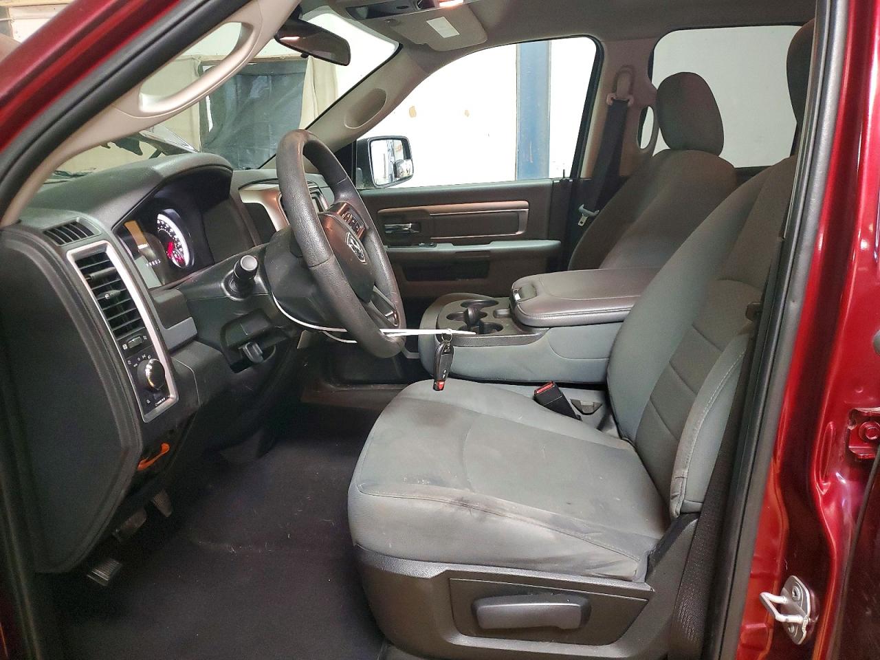 2018 RAM 1500 SLT photo 13