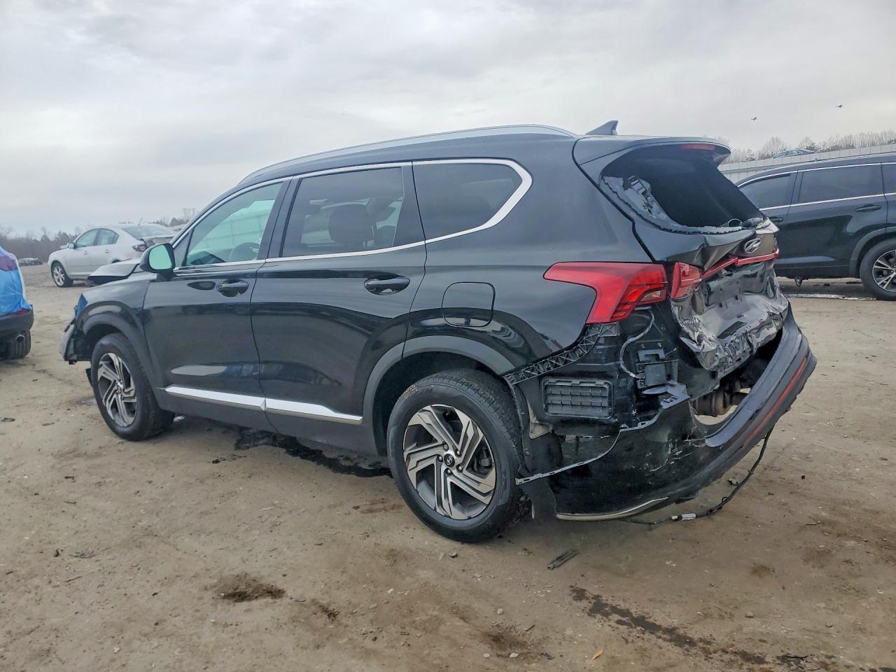 2022 HYUNDAI SANTA FE SEL photo 2