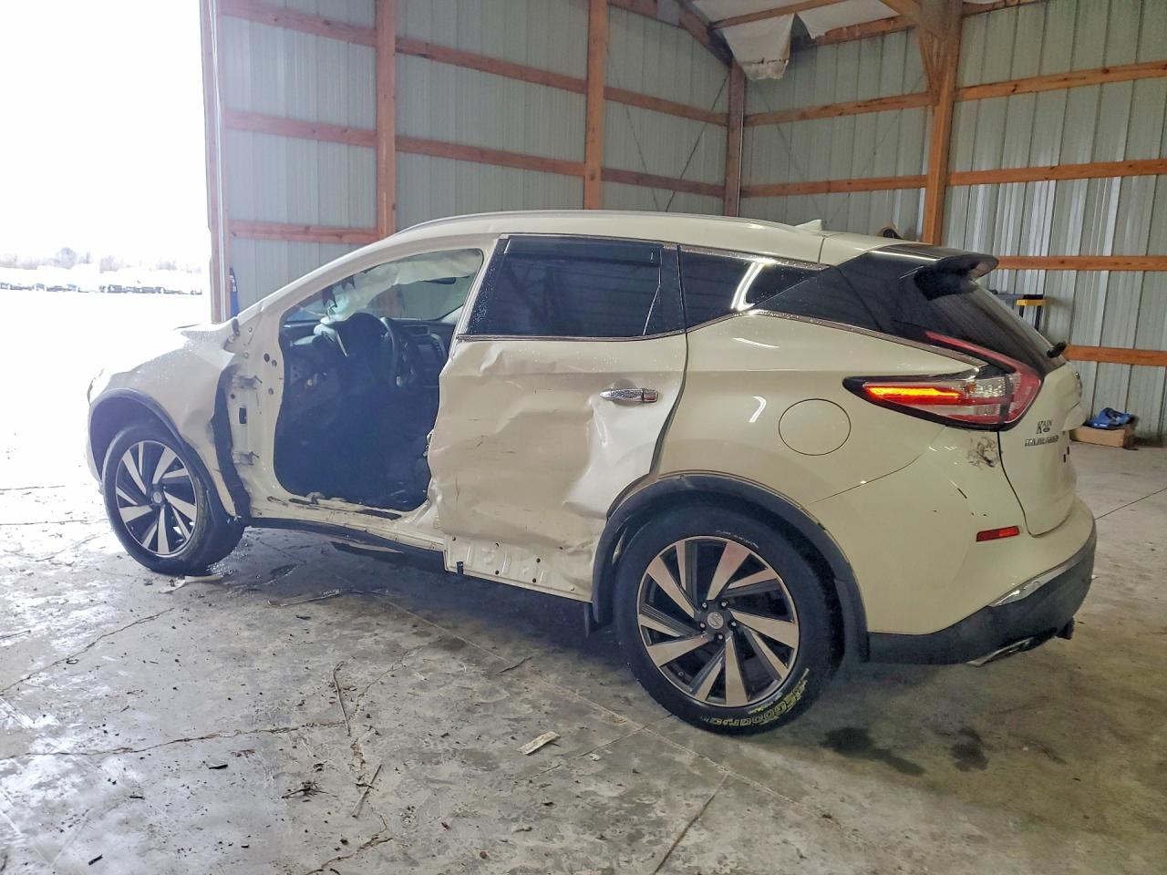 2015 NISSAN MURANO photo 4