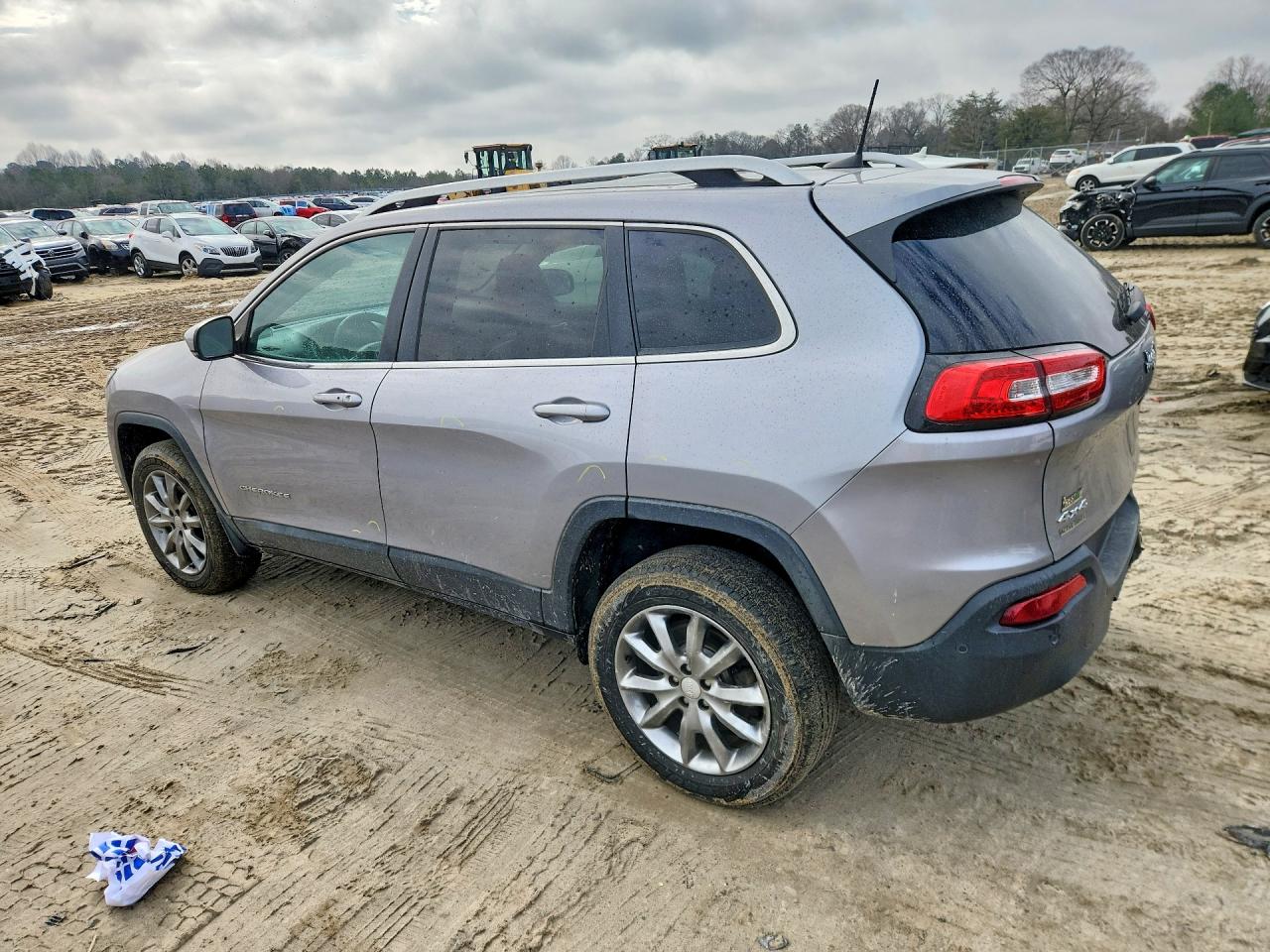 2017 JEEP CHEROKEE LIMITED photo 3