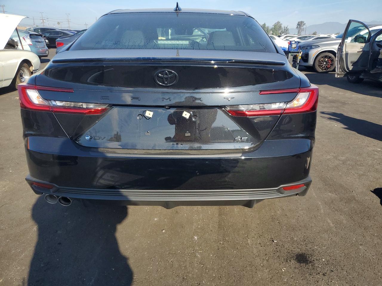 2026 TOYOTA CAMRY SE photo 6