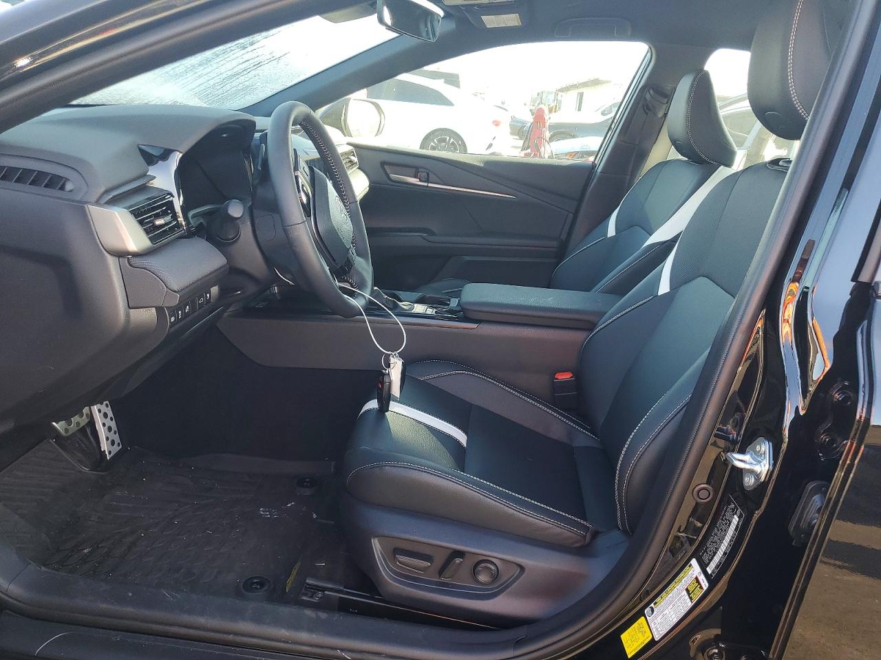 2026 TOYOTA CAMRY SE photo 7