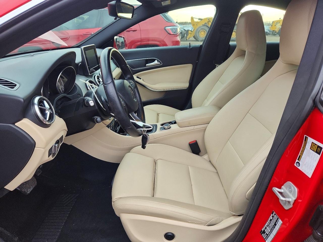 2016 MERCEDES-BENZ CLA 250 photo 7
