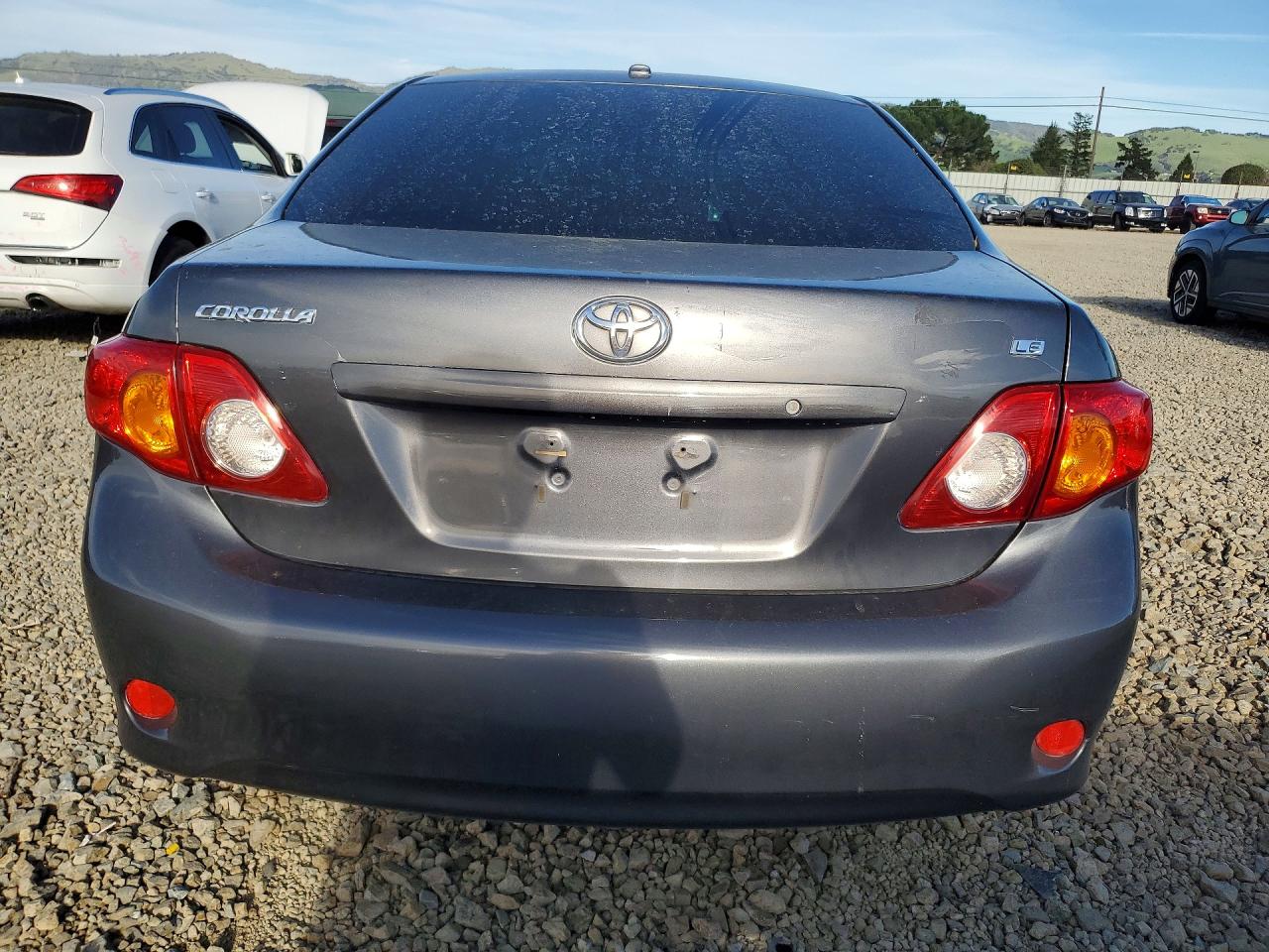 2009 TOYOTA COROLLA LE photo 11