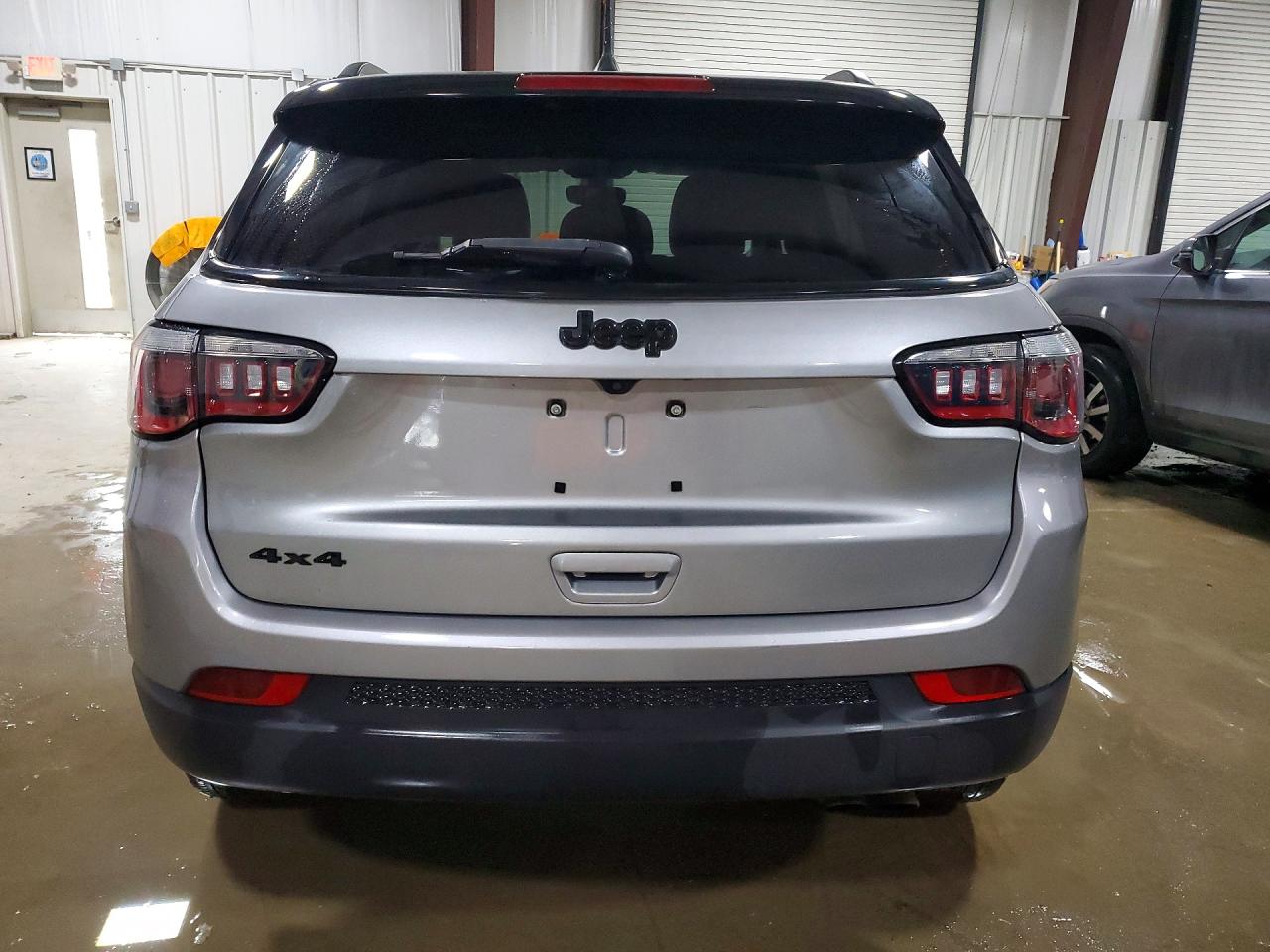 2019 JEEP COMPASS LATITUDE photo 11