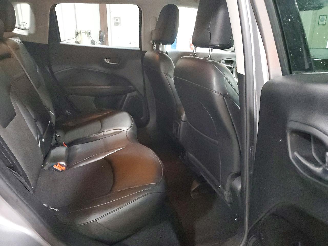 2019 JEEP COMPASS LATITUDE photo 21