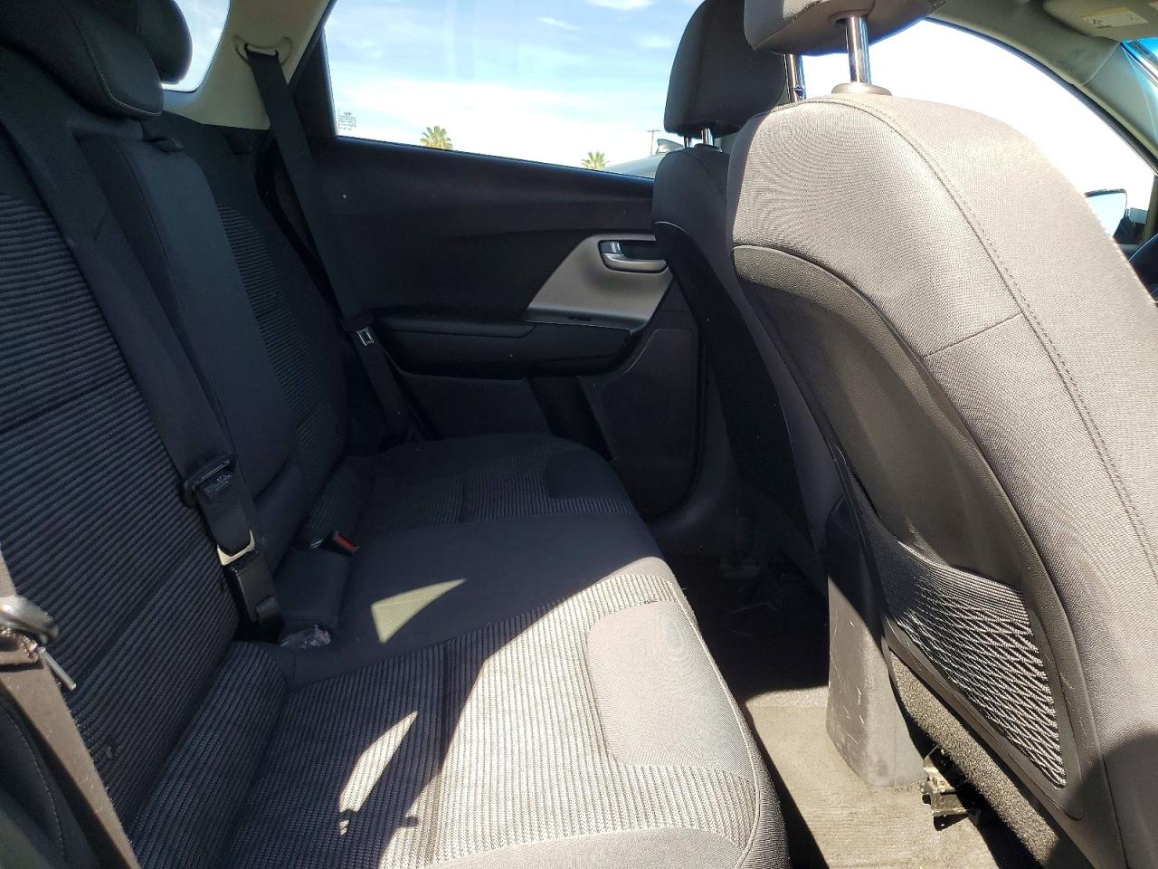 2019 KIA NIRO LX photo 11