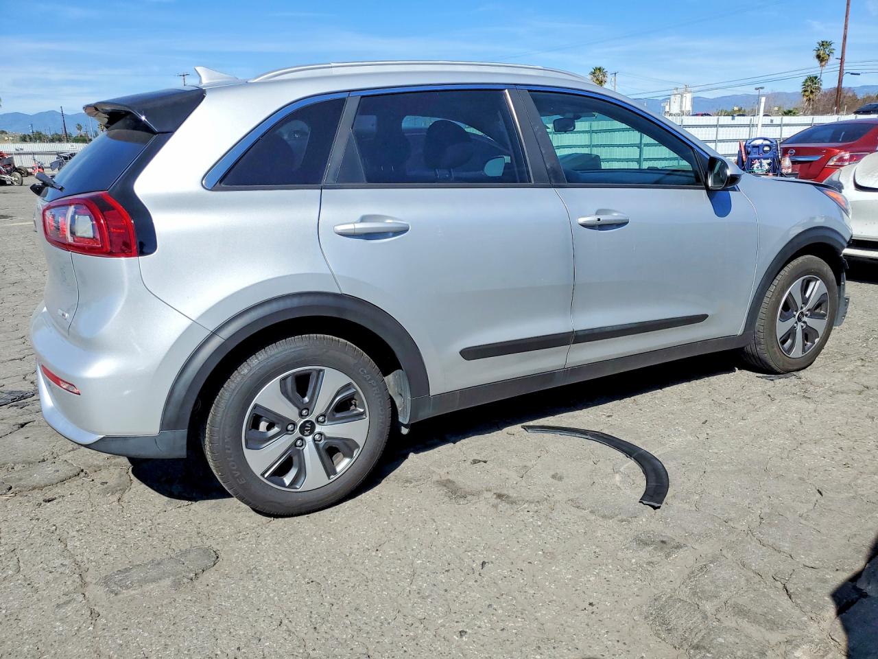 2019 KIA NIRO LX photo 3