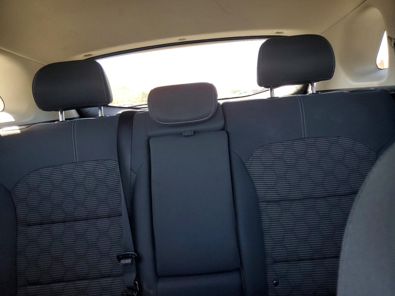 2019 KIA NIRO LX photo 10