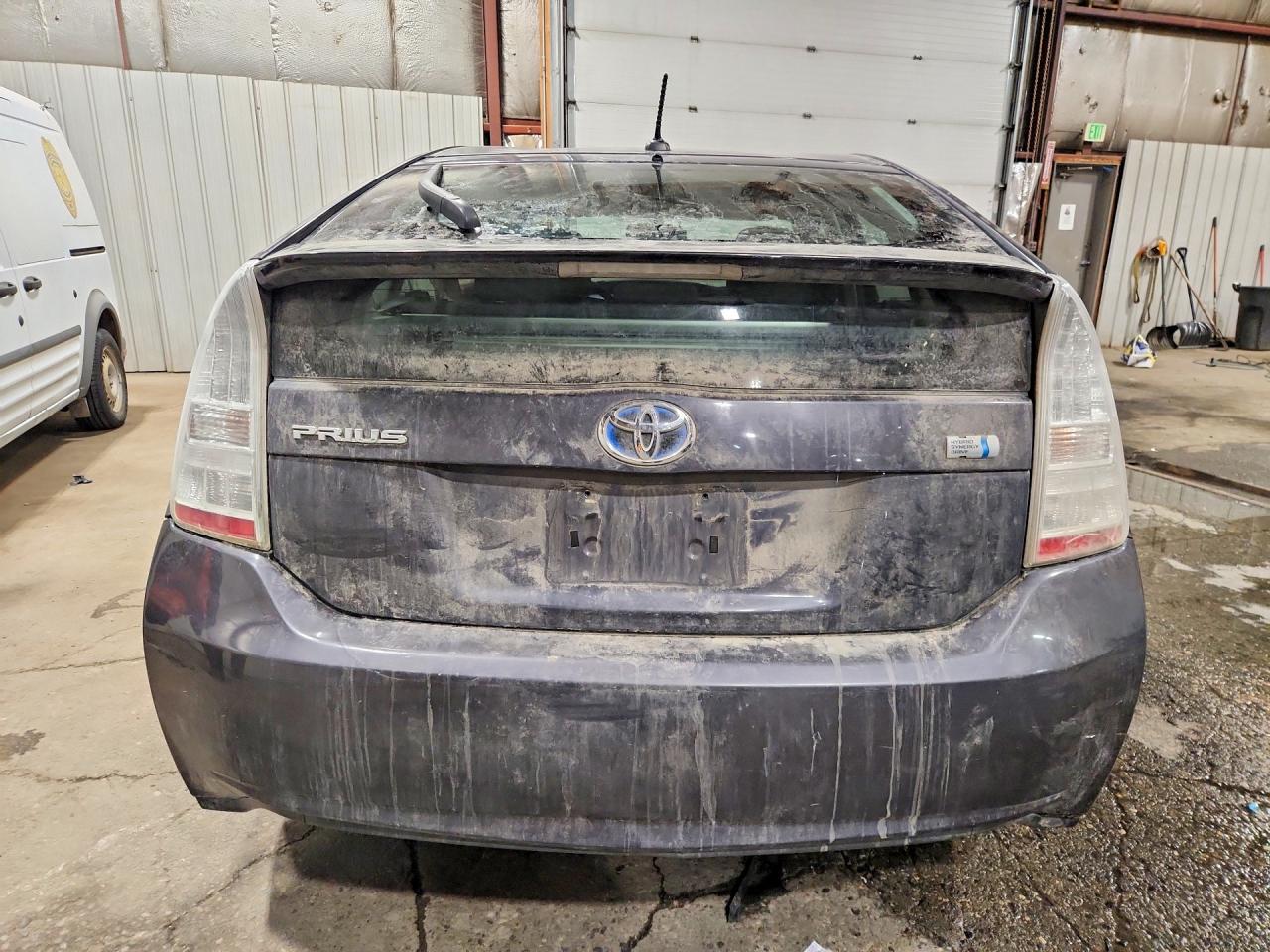 2010 TOYOTA PRIUS II photo 11