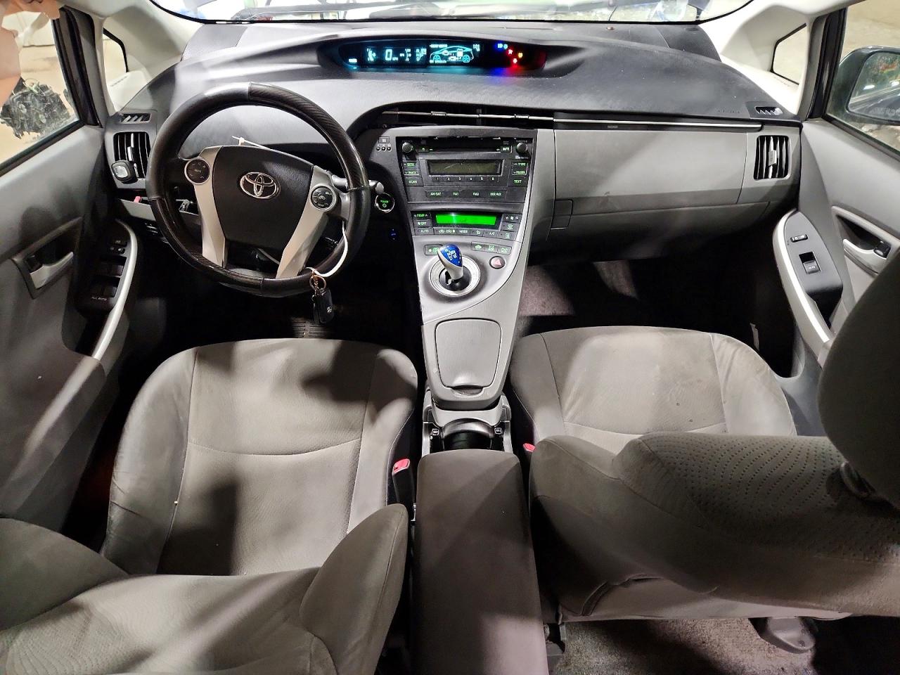 2010 TOYOTA PRIUS II photo 15