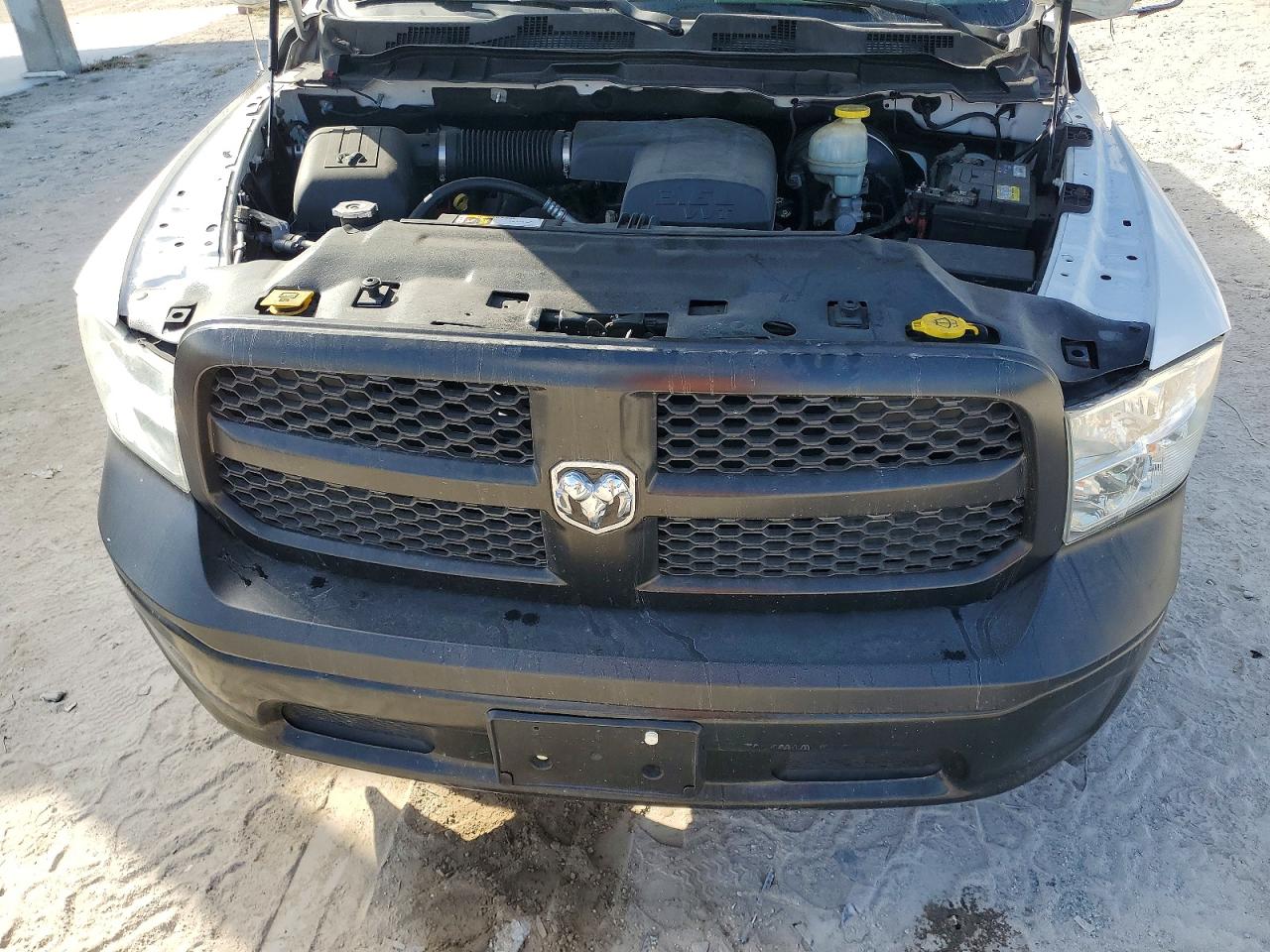 2018 RAM 1500 ST photo 21