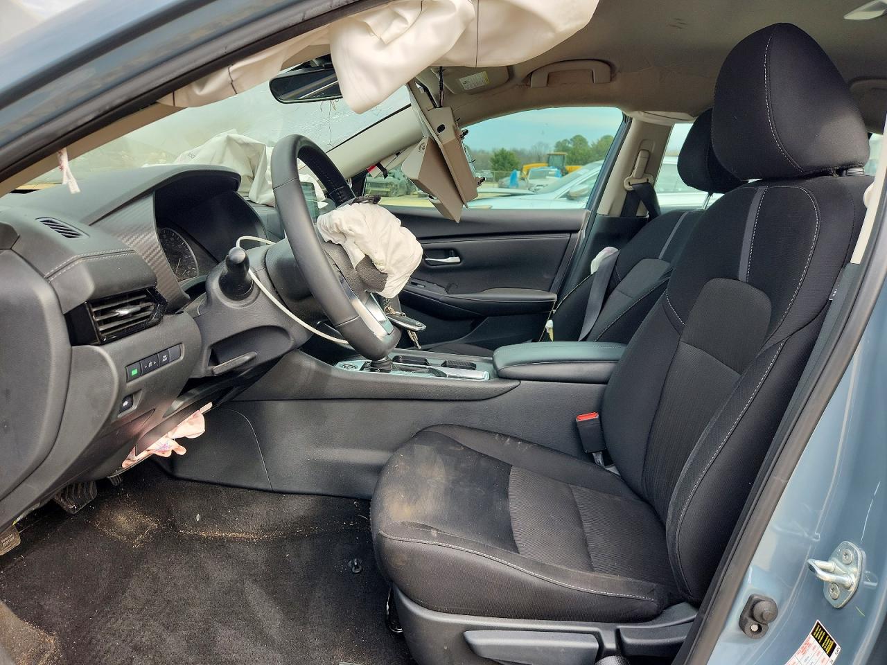 2024 NISSAN SENTRA SV photo 13