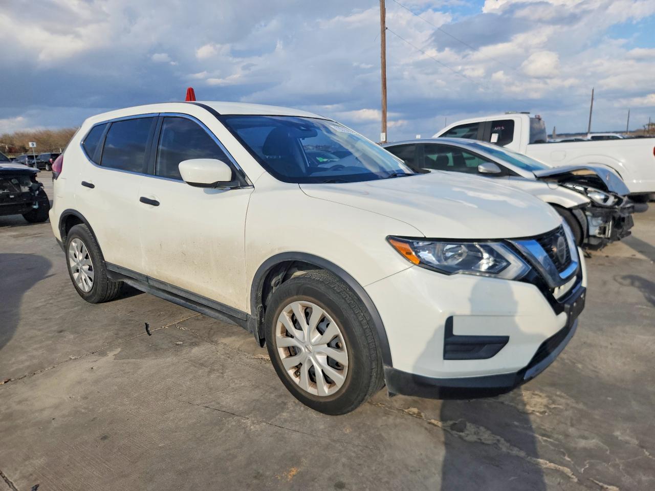 2020 NISSAN ROGUE photo 10