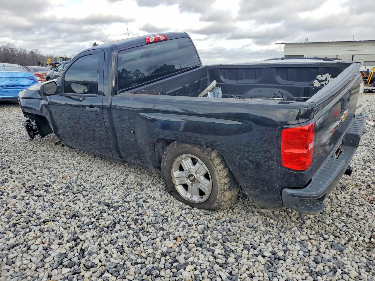 2014 CHEVROLET SILVERADO C1500 photo 3