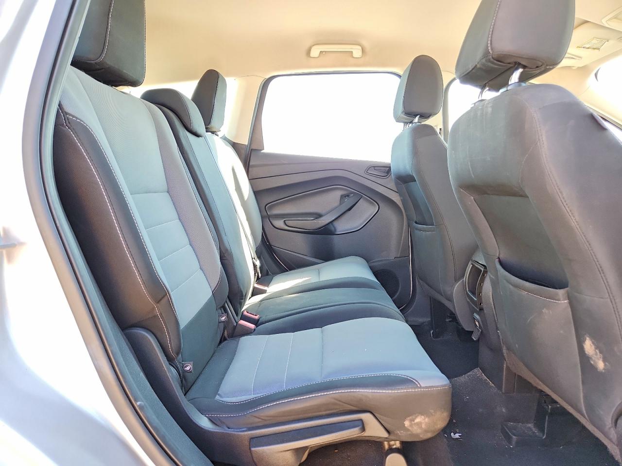 2017 FORD ESCAPE S photo 11