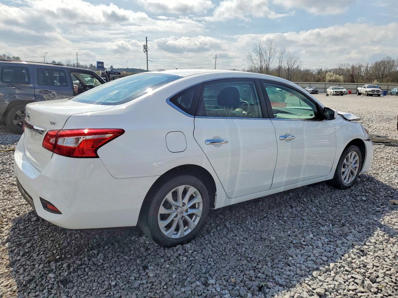 2019 NISSAN SENTRA SV photo 3