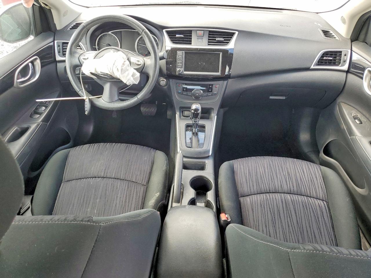 2019 NISSAN SENTRA SV photo 8