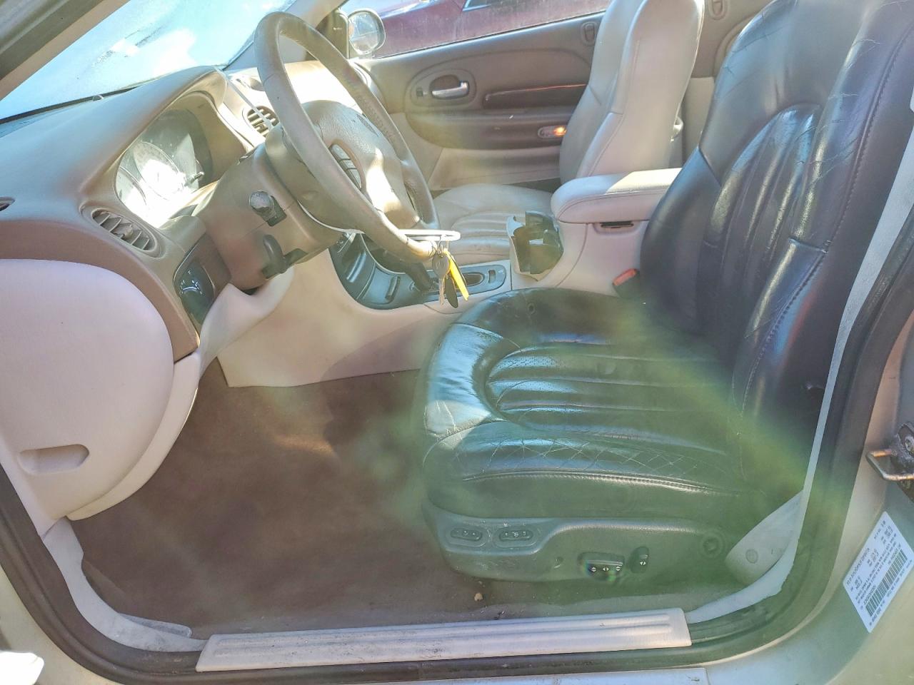 1999 CHRYSLER 300M photo 19