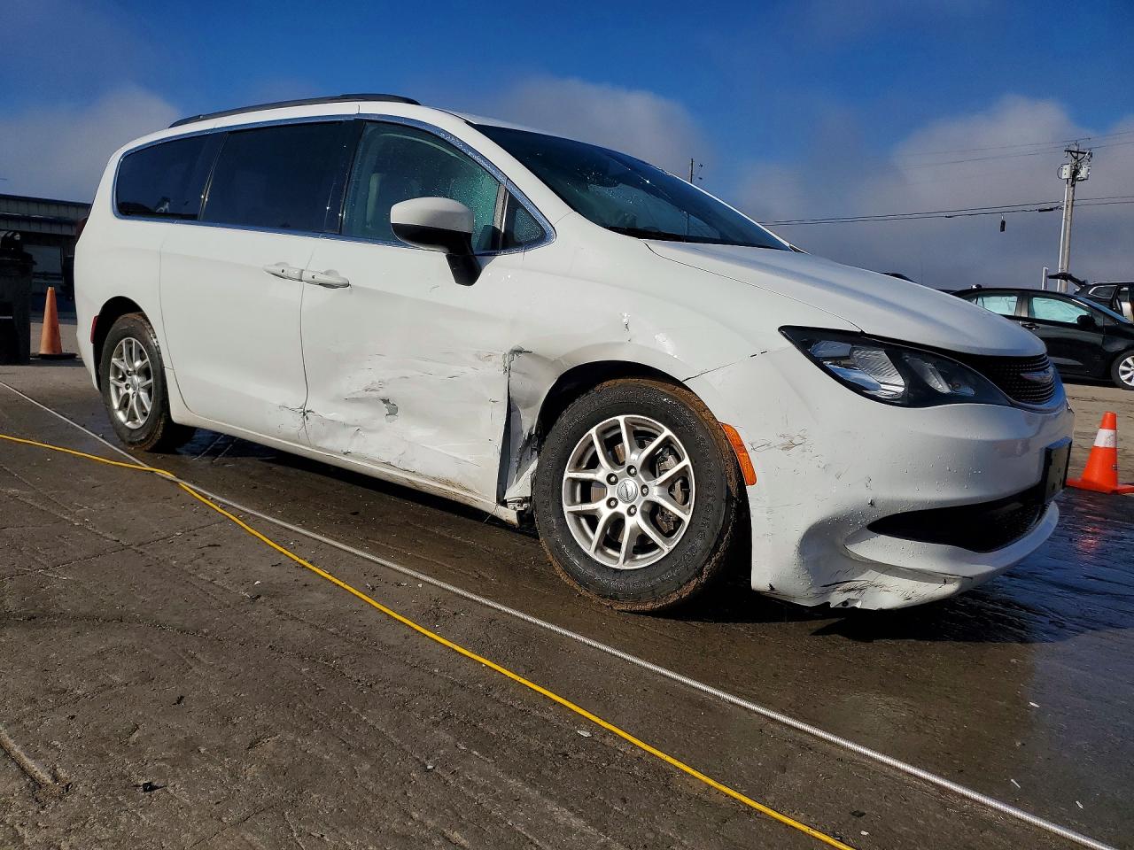 2021 CHRYSLER VOYAGER LXI photo 7