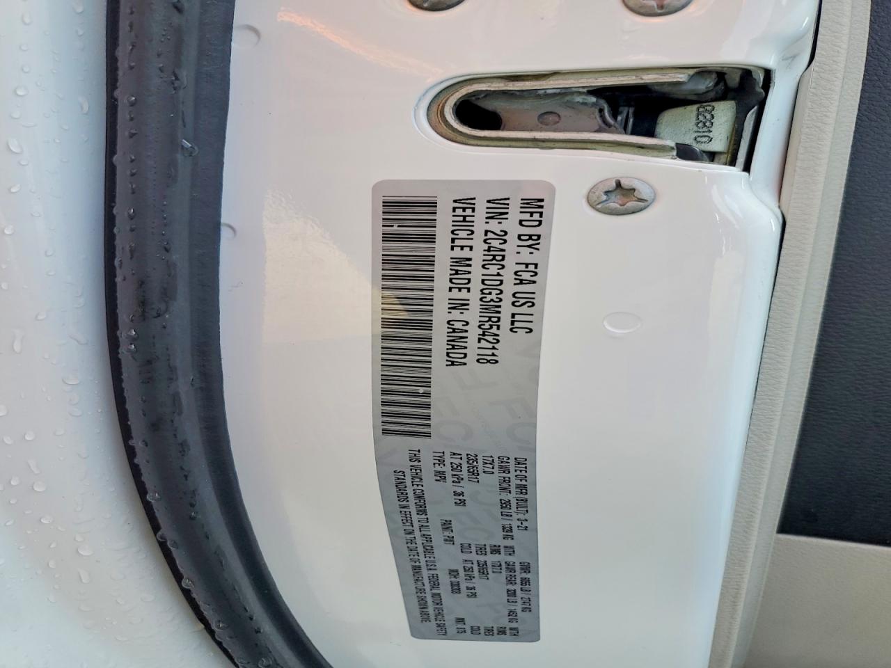 2021 CHRYSLER VOYAGER LXI photo 25