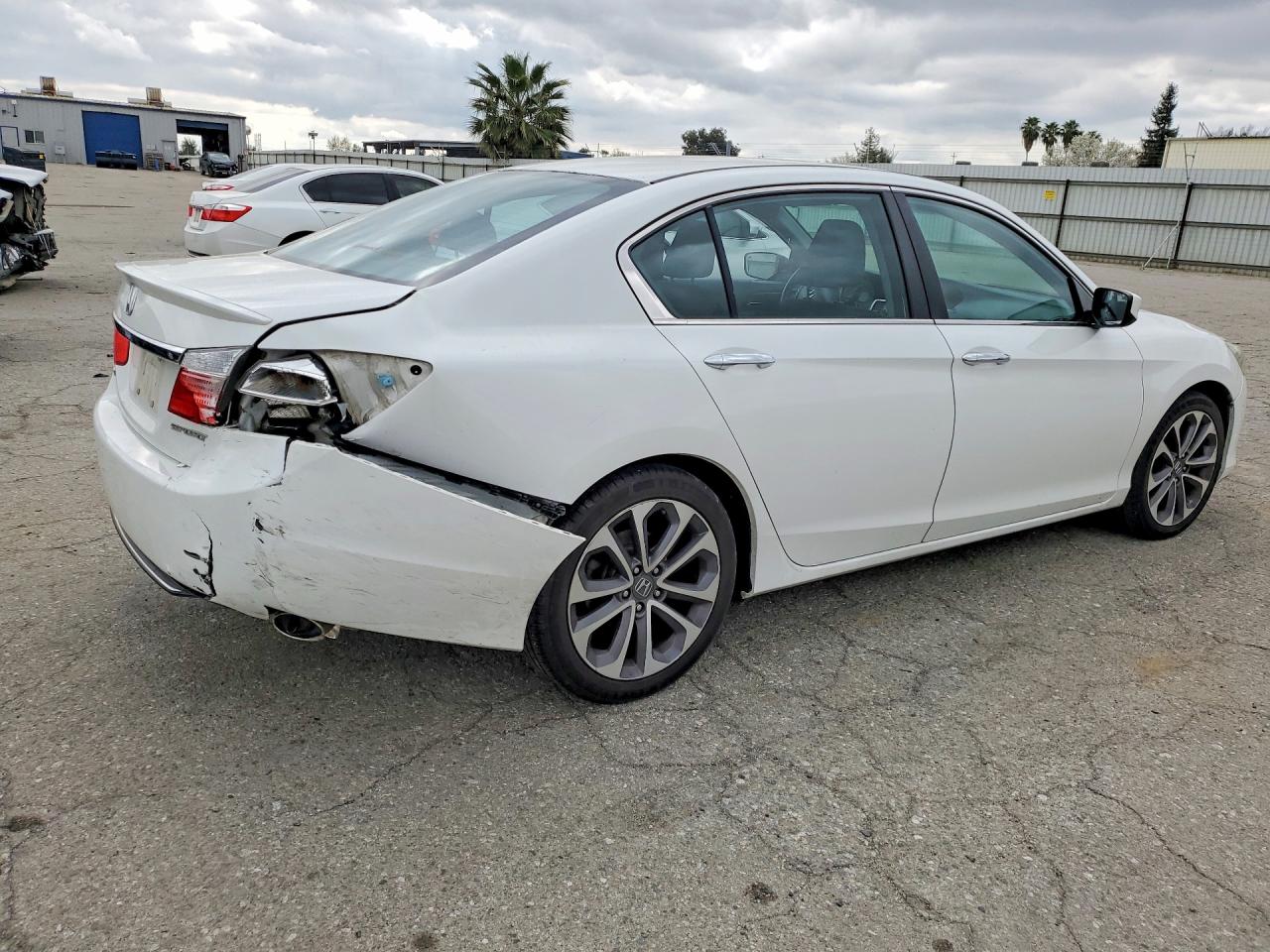 2015 HONDA ACCORD SPORT photo 7