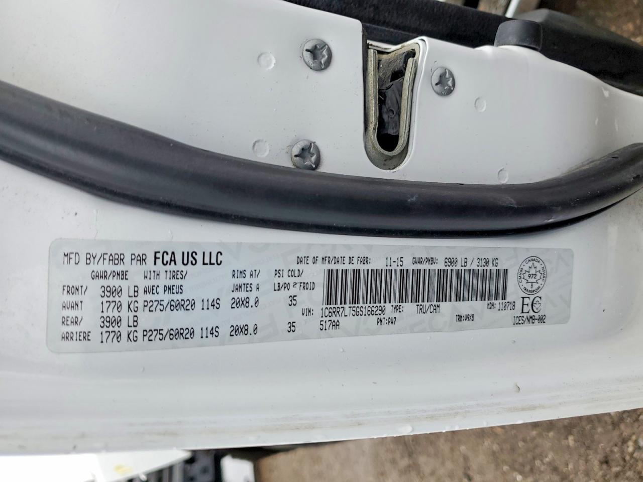 2016 RAM 1500 SLT photo 12