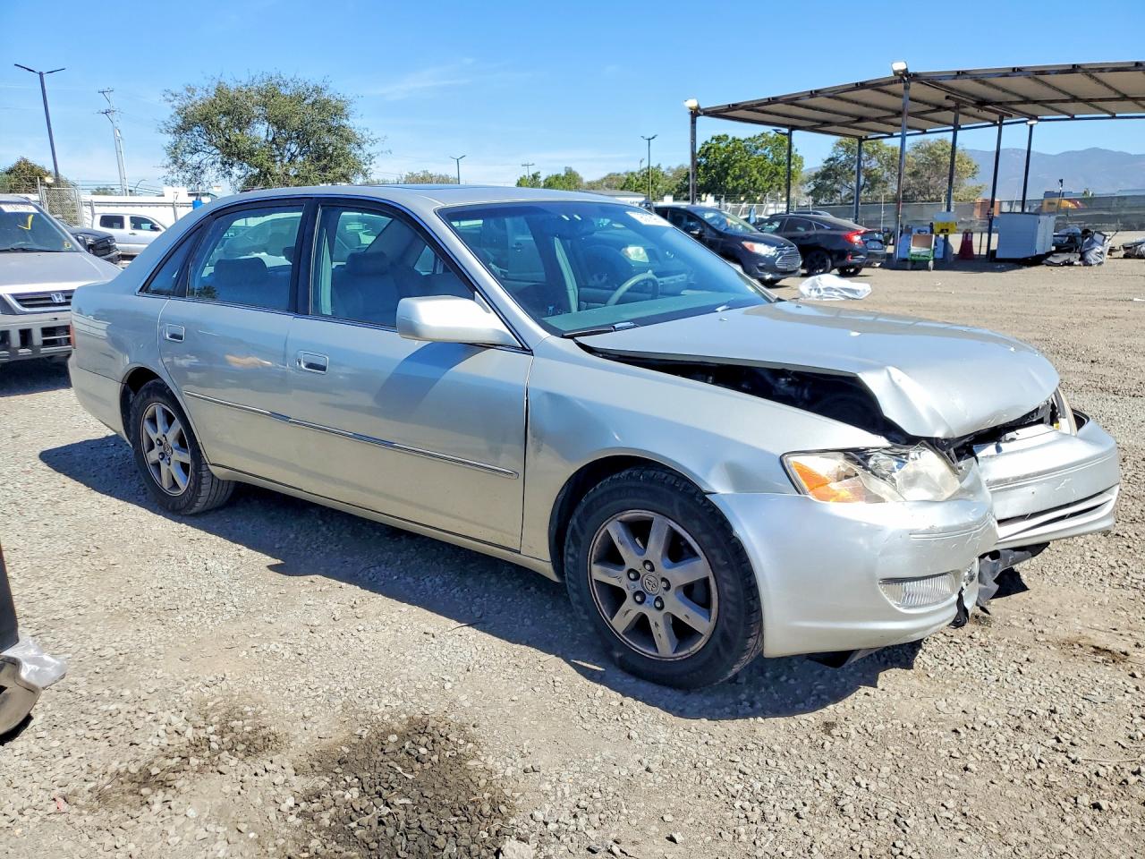2000 TOYOTA AVALON XLS photo 4