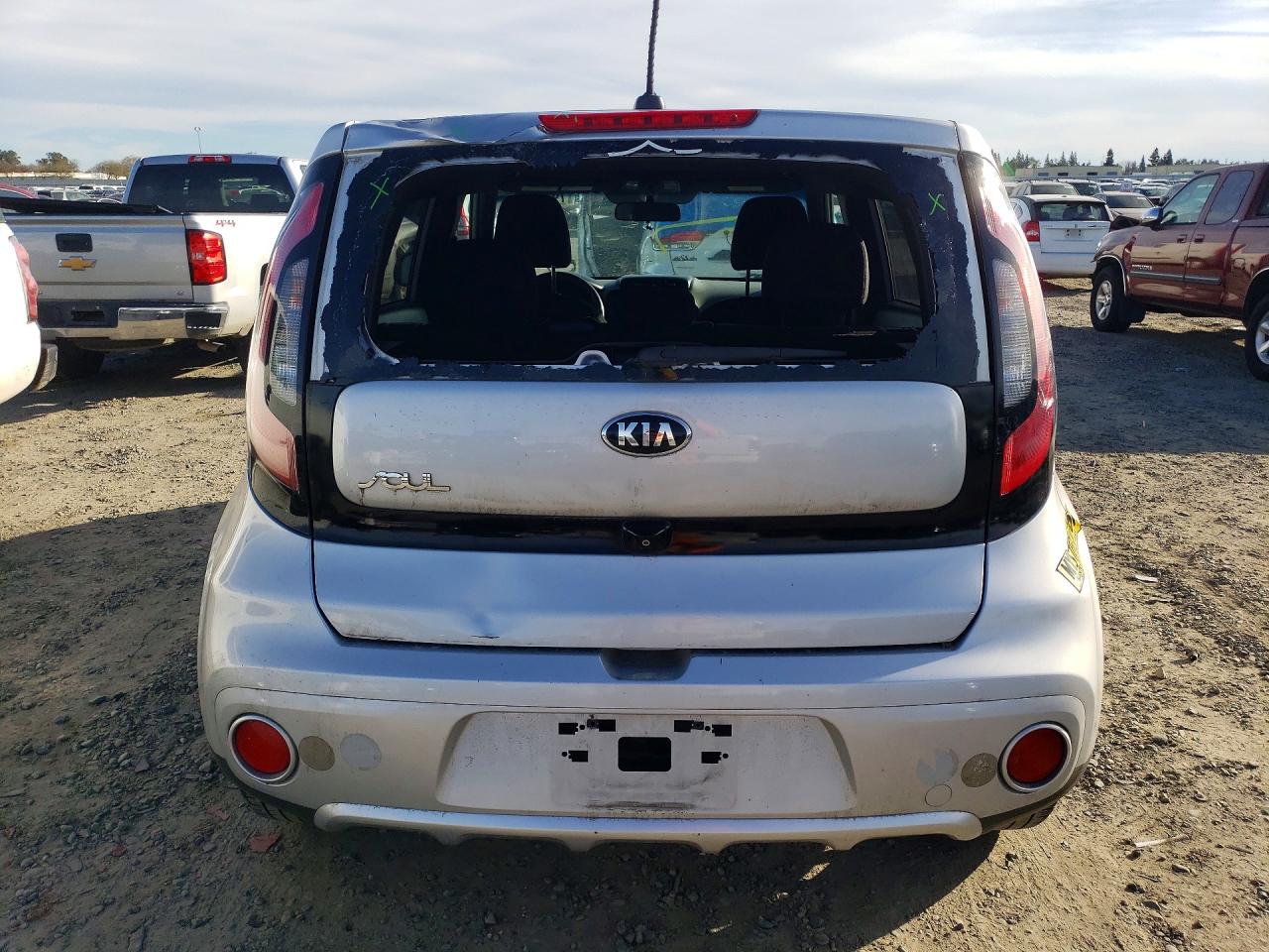 2018 KIA SOUL + photo 16